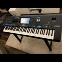 Yamaha Genos V2.0 med L7B-stativ 