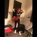 Utseendefixerad basist s&ouml;ker band