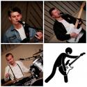 Rock&#039;n&#039;rollband s&ouml;ker basist/pianist
