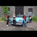 Rock n roll band s&ouml;ker ny trummis