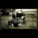 Symfoniskt metal/rockband s&ouml;ker.