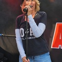 Sångerska söker band 