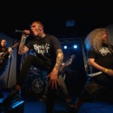 Vokalist söker band 
