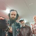 SÅNGARE SÖKES OMGÅENDE till band i GÖTEBORG