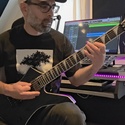 Erfaren metalgitarrist